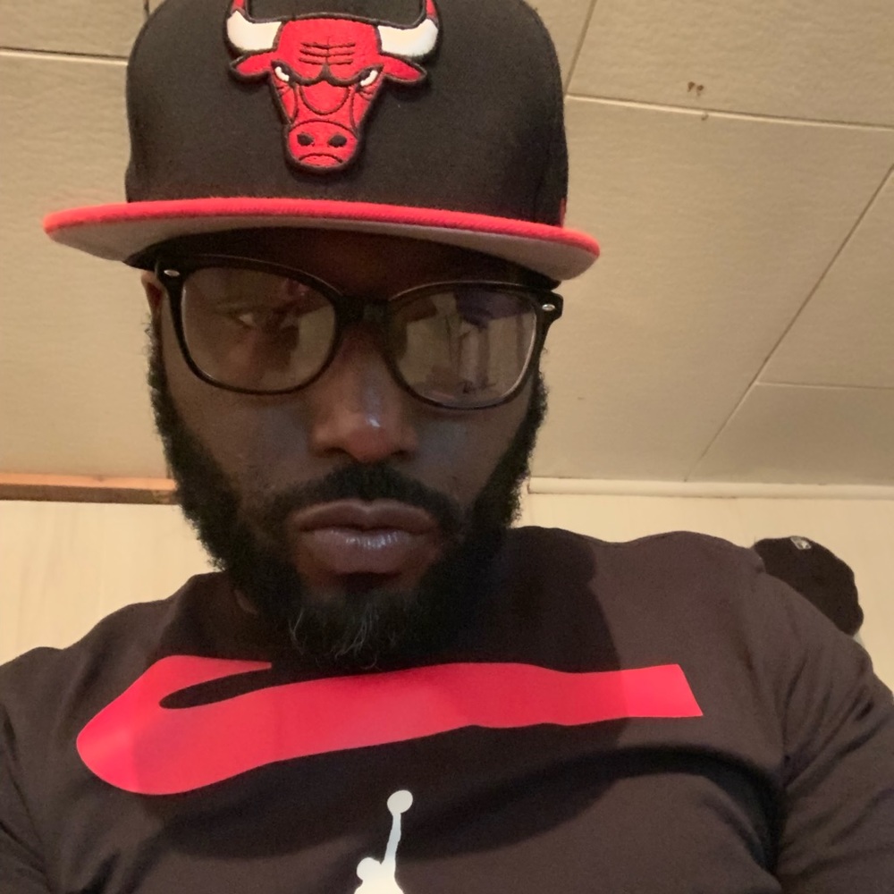 Meet your Posher, Nicholas